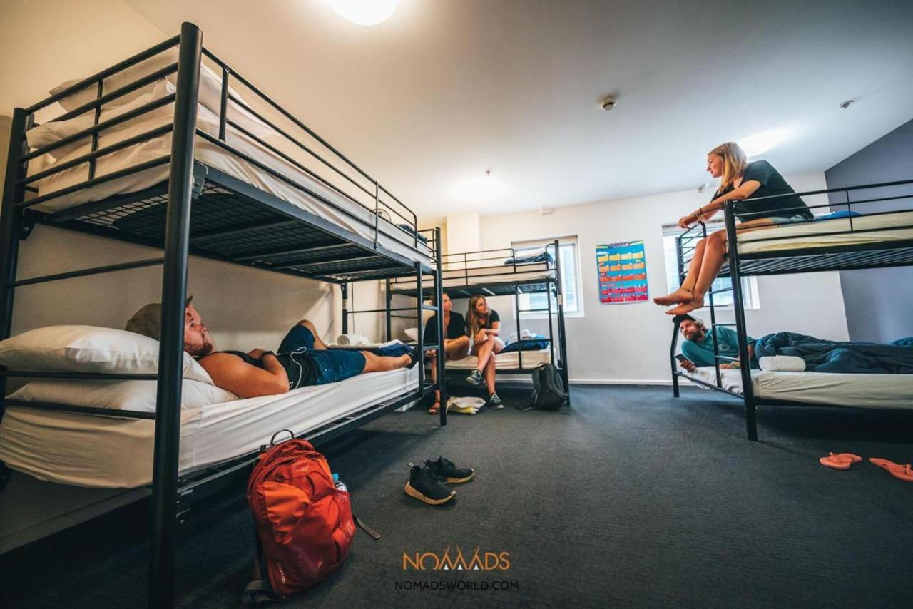 Nomads Melbourne Backpackers Hostel — Photos 3